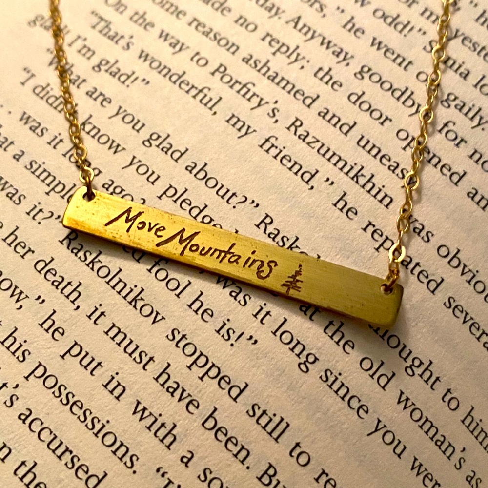 Handmade Reversible Necklace “Move Mountains”